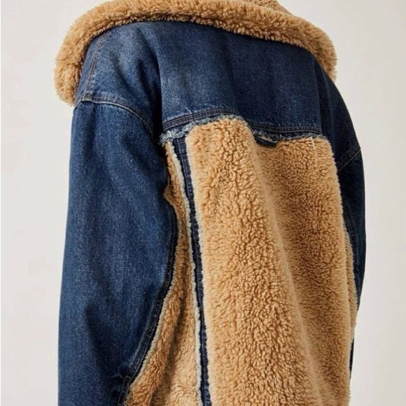 Free People Holly Sherpa Denim Jacket Women’s M - Picture 3 of 8